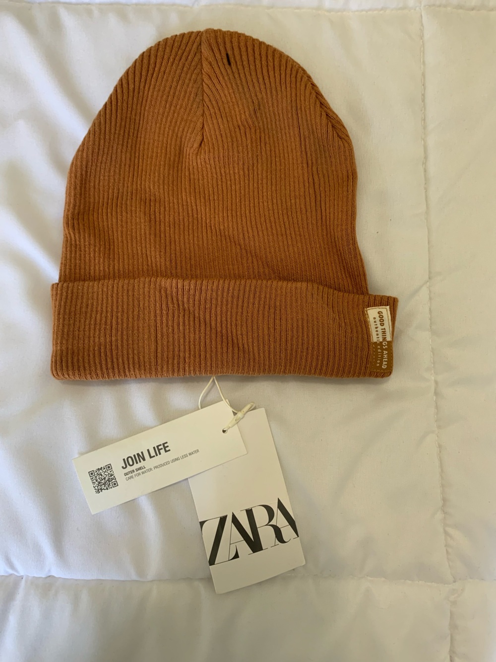 New with tags ZARA beanie 56cm